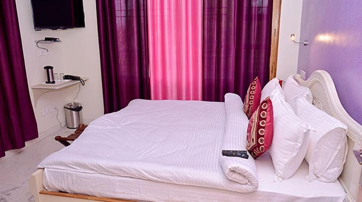 Ellays Dream Resort Kasauli Bagian luar foto