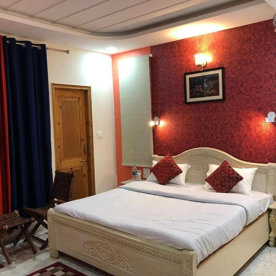 Ellays Dream Resort Kasauli Bagian luar foto